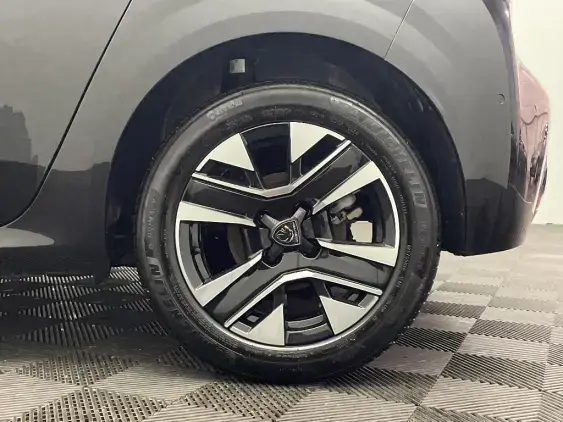 PEUGEOT 208 II - voiture d'occasion - Photo 24