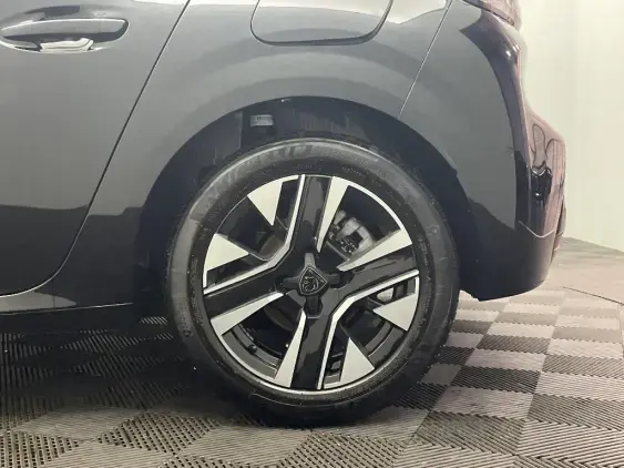 PEUGEOT 208 II - voiture d'occasion - Photo 24