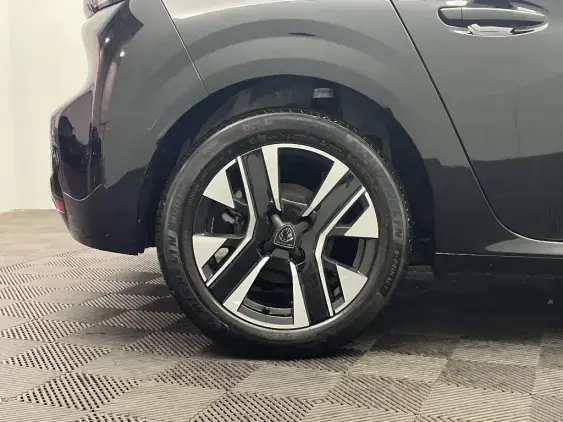 PEUGEOT 208 II - voiture d'occasion - Photo 25