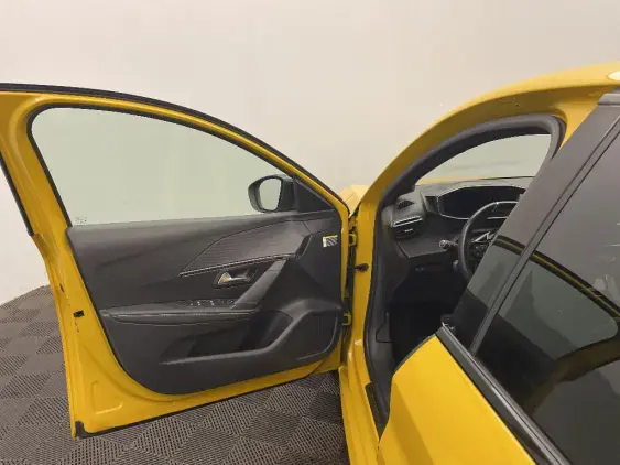 PEUGEOT 208 BUSINESS R II - voiture d'occasion - Photo 19