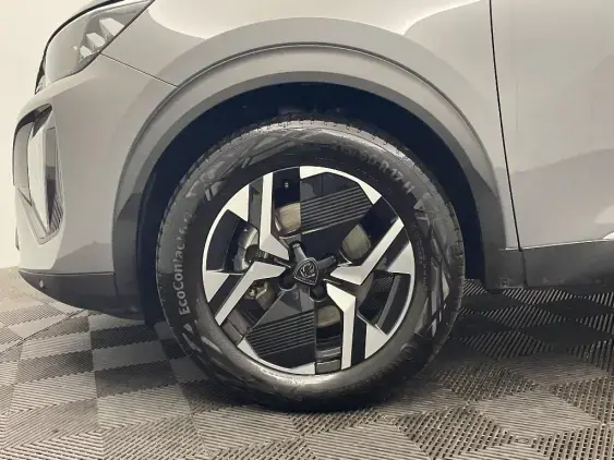 PEUGEOT 2008 II - voiture d'occasion - Photo 22