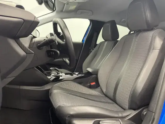 PEUGEOT 208 BUSINESS R II - voiture d'occasion - Photo 18