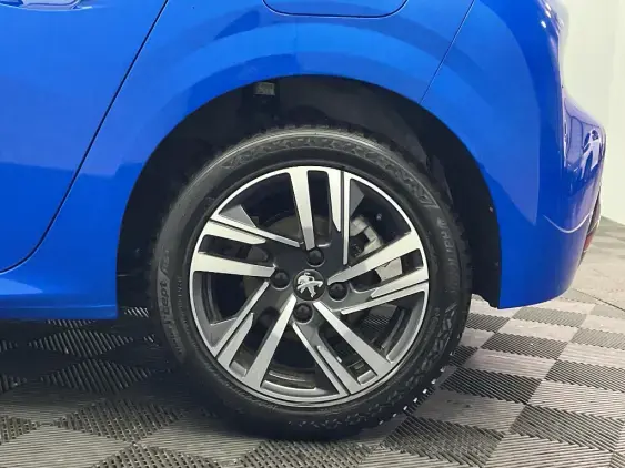 PEUGEOT 208 BUSINESS R II - voiture d'occasion - Photo 24