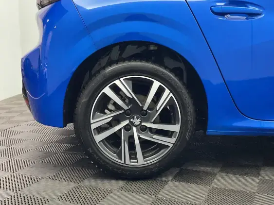 PEUGEOT 208 BUSINESS R II - voiture d'occasion - Photo 25