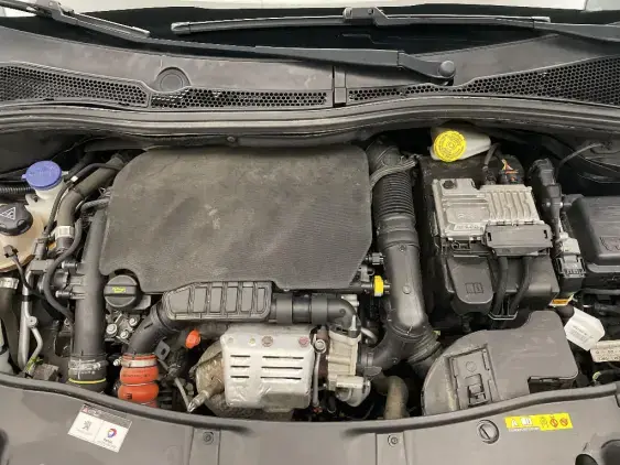 PEUGEOT 2008 - voiture d'occasion - Photo 21