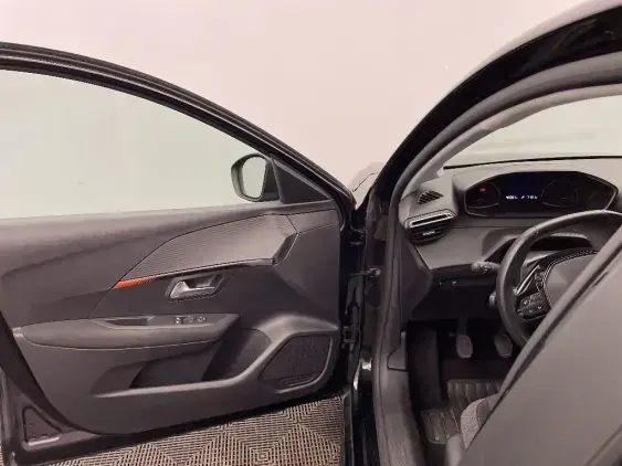 PEUGEOT 208 BUSINESS R II - voiture d'occasion - Photo 17