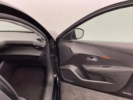 PEUGEOT 208 BUSINESS R II - voiture d'occasion - Photo 18