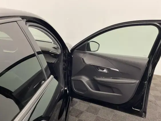 PEUGEOT 208 II - voiture d'occasion - Photo 20