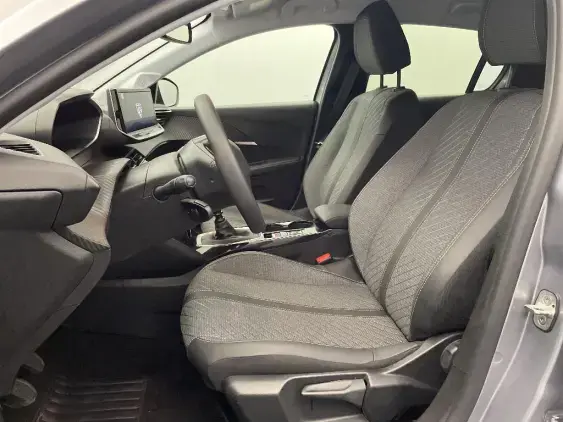 PEUGEOT 208 II - voiture d'occasion - Photo 18