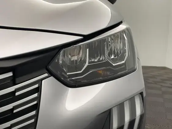 PEUGEOT 208 II - voiture d'occasion - Photo 22