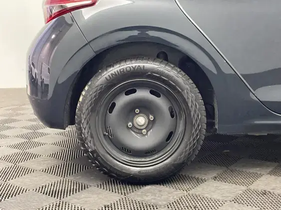 PEUGEOT 208 - voiture d'occasion - Photo 24