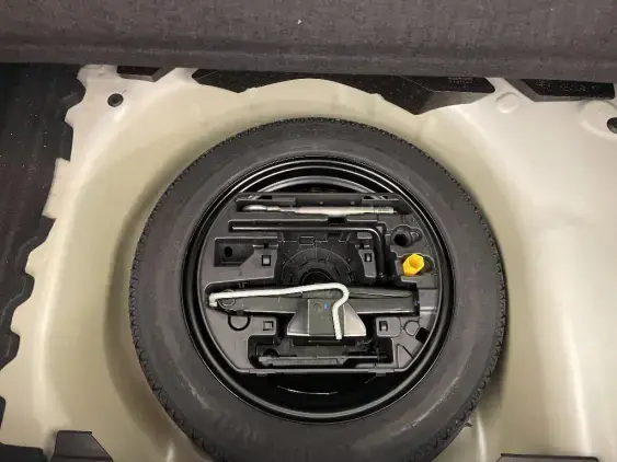 PEUGEOT 208 BUSINESS R II - voiture d'occasion - Photo 17