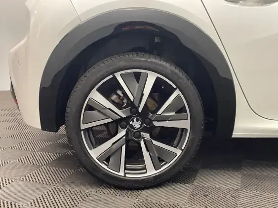 PEUGEOT 208 BUSINESS R II - voiture d'occasion - Photo 25