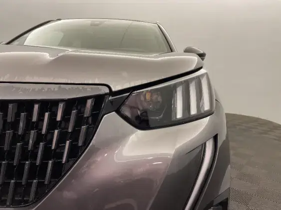 PEUGEOT 2008 II - voiture d'occasion - Photo 22