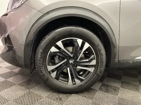 PEUGEOT 2008 II - voiture d'occasion - Photo 23