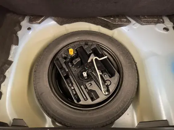 PEUGEOT 208 II - voiture d'occasion - Photo 17