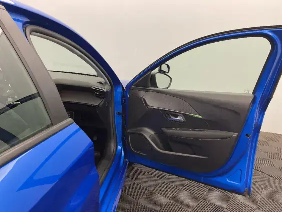 PEUGEOT 208 II - voiture d'occasion - Photo 20