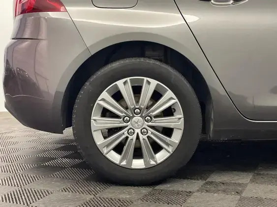 PEUGEOT 308 II - voiture d'occasion - Photo 25