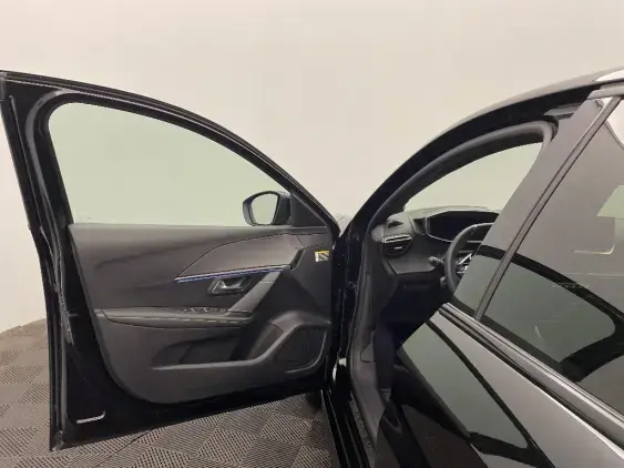 PEUGEOT 208 II - voiture d'occasion - Photo 19