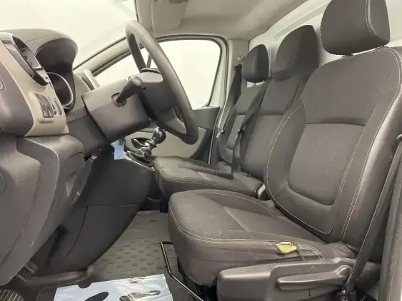 RENAULT TRAFIC III - voiture d'occasion - Photo 16