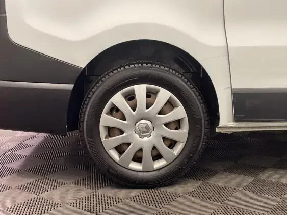 RENAULT TRAFIC III - voiture d'occasion - Photo 22