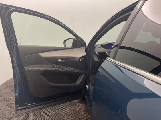 PEUGEOT 3008 II - voiture d'occasion - Photo 19