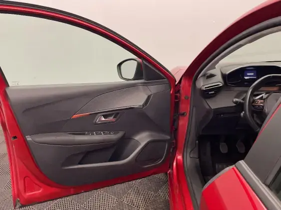 PEUGEOT 208 II - voiture d'occasion - Photo 18