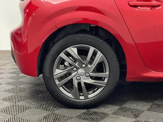 PEUGEOT 208 II - voiture d'occasion - Photo 24