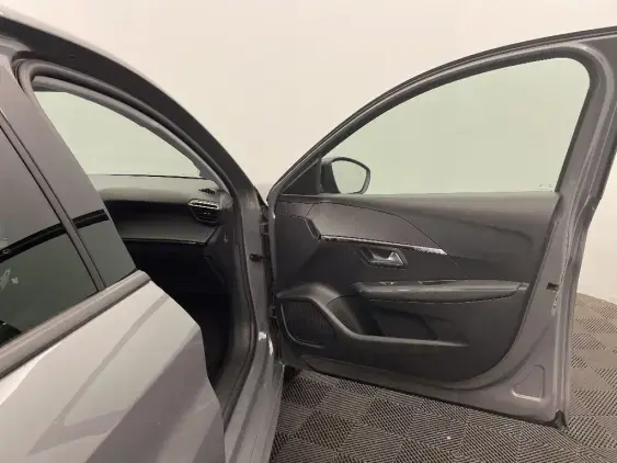 PEUGEOT 208 II - voiture d'occasion - Photo 20