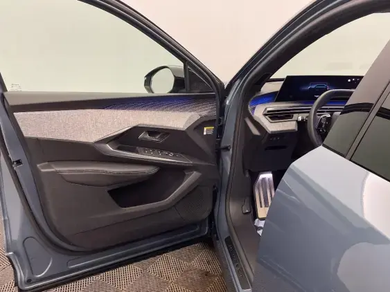 PEUGEOT 3008 III - voiture d'occasion - Photo 18