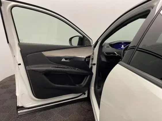 PEUGEOT 3008 II - voiture d'occasion - Photo 19