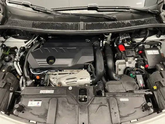 PEUGEOT 3008 II - voiture d'occasion - Photo 21