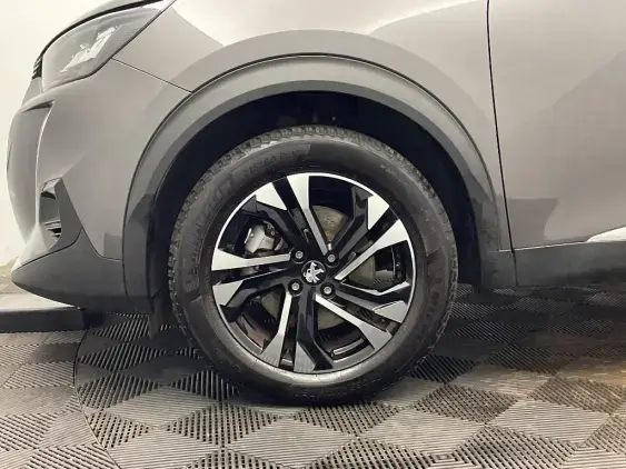 PEUGEOT 2008 II - voiture d'occasion - Photo 22