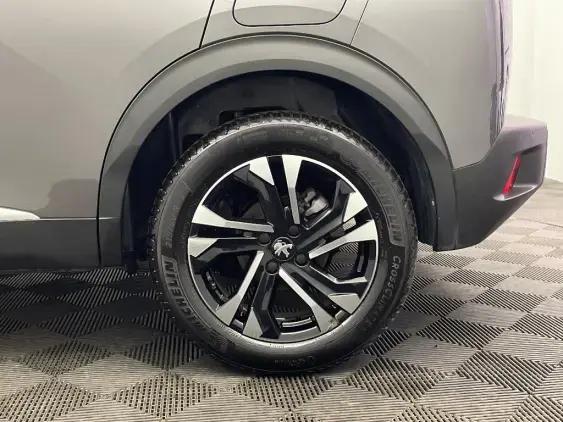 PEUGEOT 2008 II - voiture d'occasion - Photo 23