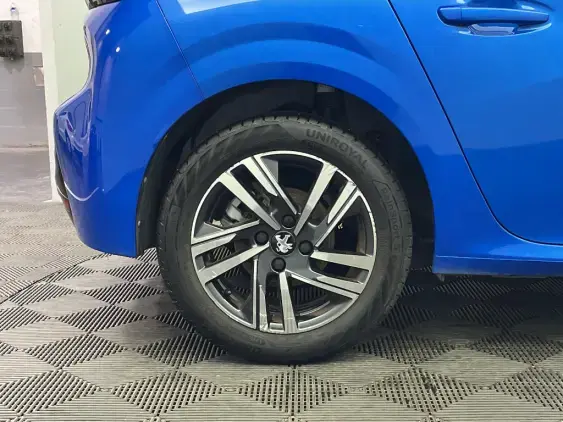 PEUGEOT 208 BUSINESS R II - voiture d'occasion - Photo 25