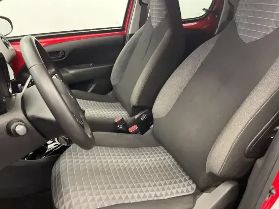 PEUGEOT 108 - voiture d'occasion - Photo 18