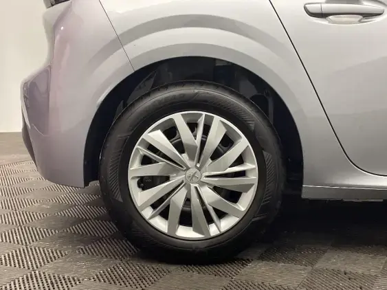 PEUGEOT 208 BUSINESS R II - voiture d'occasion - Photo 25