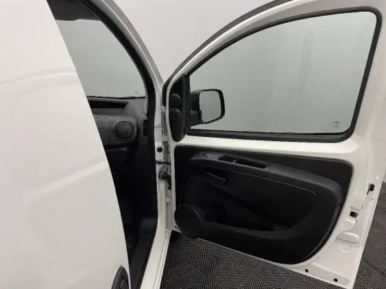 FIAT FIORINO - voiture d'occasion - Photo 18