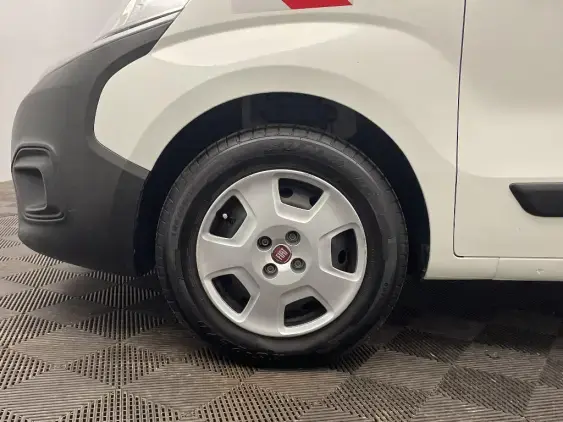 FIAT FIORINO - voiture d'occasion - Photo 23