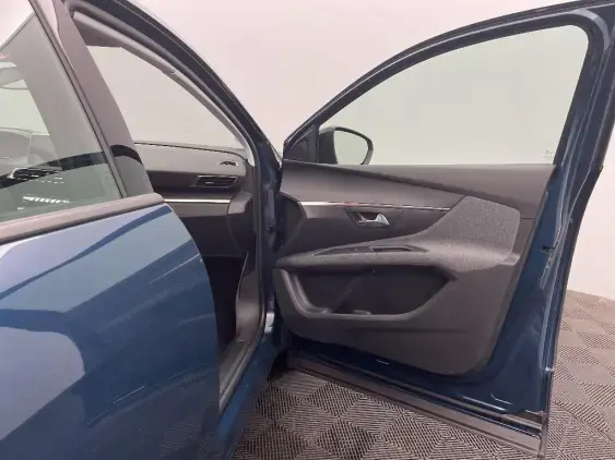 PEUGEOT 5008 II - voiture d'occasion - Photo 20