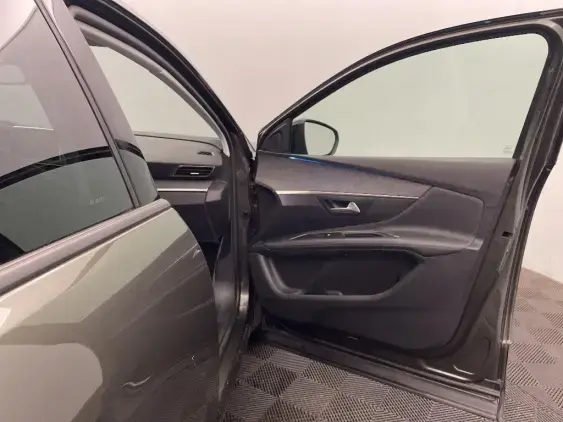 PEUGEOT 3008 II - voiture d'occasion - Photo 20