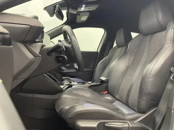 PEUGEOT 2008 II - voiture d'occasion - Photo 18