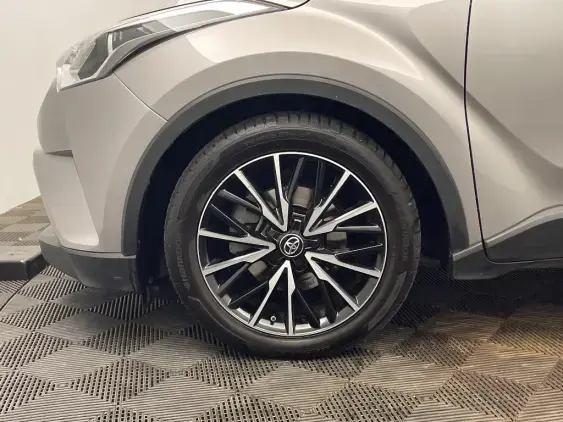 TOYOTA C-HR - voiture d'occasion - Photo 22