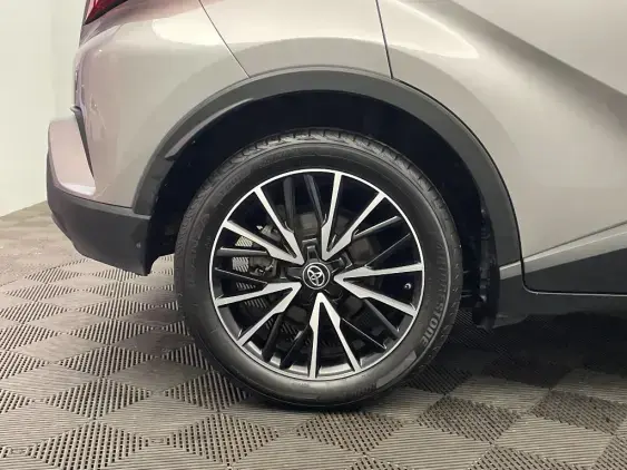 TOYOTA C-HR - voiture d'occasion - Photo 24