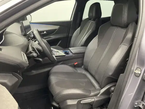 PEUGEOT 3008 II - voiture d'occasion - Photo 17