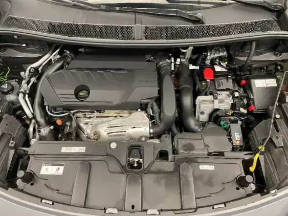 PEUGEOT 3008 II - voiture d'occasion - Photo 20