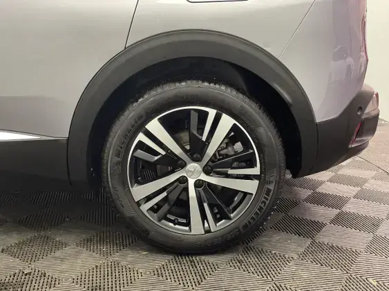 PEUGEOT 3008 II - voiture d'occasion - Photo 23