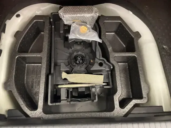 PEUGEOT 208 II - voiture d'occasion - Photo 16