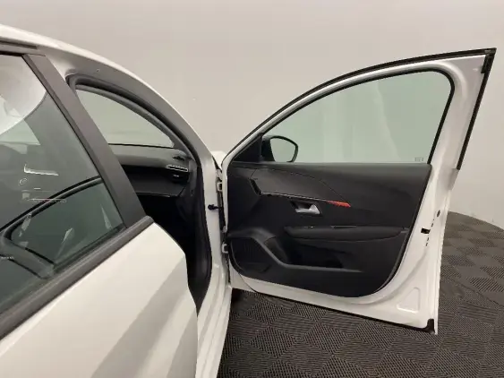 PEUGEOT 208 AFFAIRE ELECTRIQUE II - voiture d'occasion - Photo 19