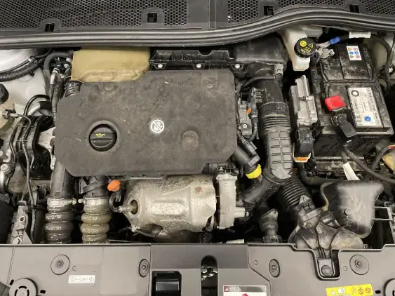 PEUGEOT 208 II - voiture d'occasion - Photo 19